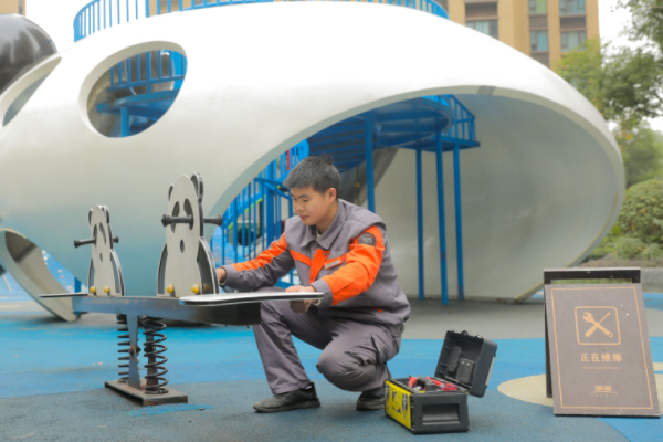 社區(qū)煥新。東原仁知服務(wù)供圖