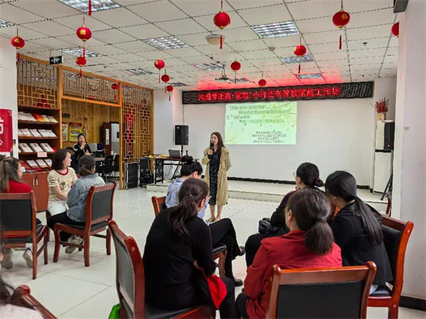 講師現(xiàn)場(chǎng)分享。主辦方供圖