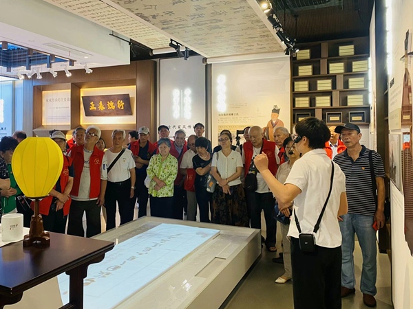 主題教育活動現(xiàn)場。趙敏攝