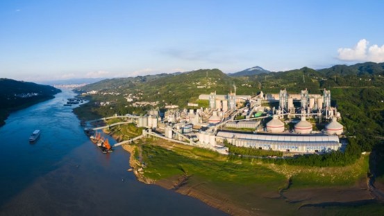 東方希望水泥廠。豐都縣委宣傳部供圖