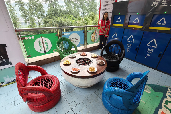 垃圾分類科普場景。任峰攝