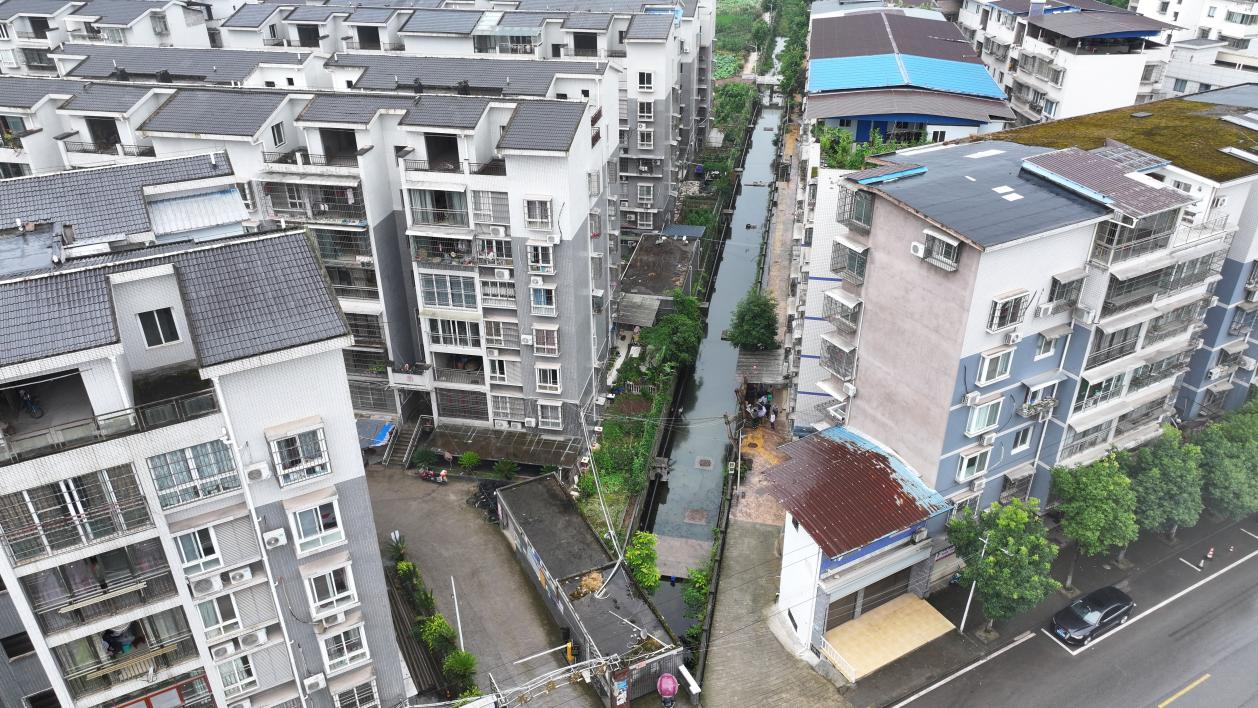 無人機拍攝瘦畔河段全貌。生態(tài)環(huán)境部供圖