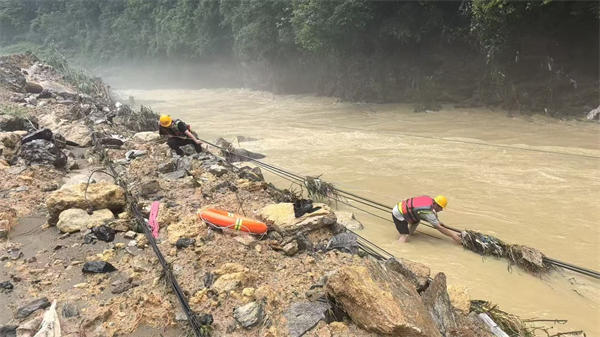 抗洪救災現(xiàn)場。重慶電信供圖