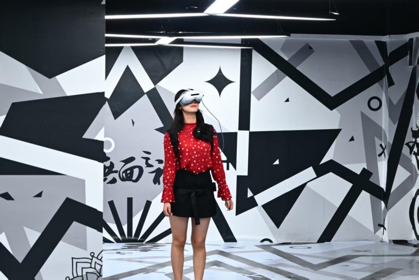 感受《無面之神》。李波攝