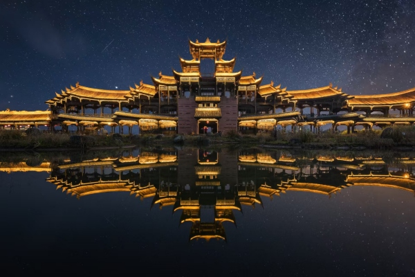 濯水古鎮(zhèn)風(fēng)雨廊橋。中共重慶市黔江區(qū)委宣傳部供圖。