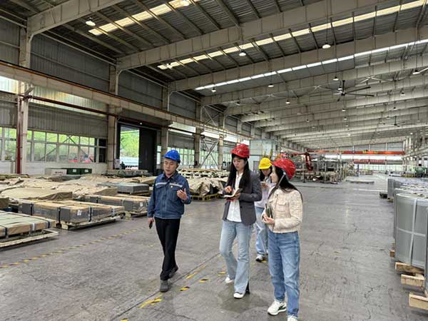 走訪客戶。廣發(fā)銀行重慶分行供圖