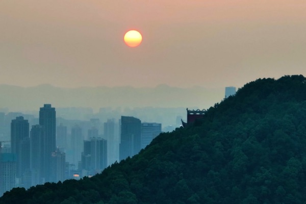 《重長(zhǎng)記憶》視頻截圖。