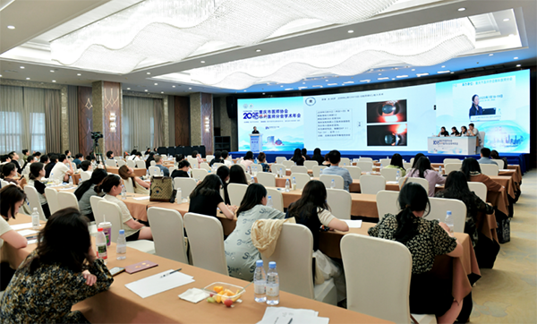 活動(dòng)現(xiàn)場。重慶南坪愛爾眼科醫(yī)院供圖