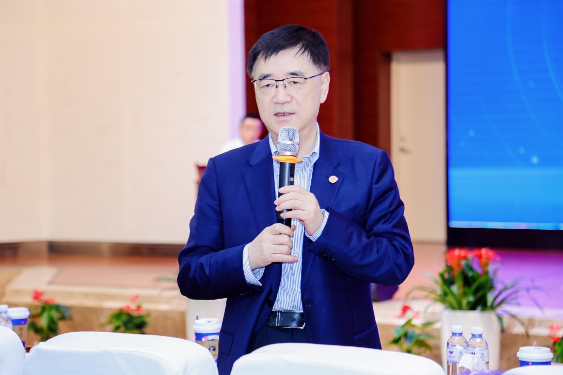 寧光分享細(xì)胞治療領(lǐng)域的經(jīng)驗(yàn)與見(jiàn)解。重慶醫(yī)科大學(xué)附屬第三醫(yī)院（方大醫(yī)院）供圖