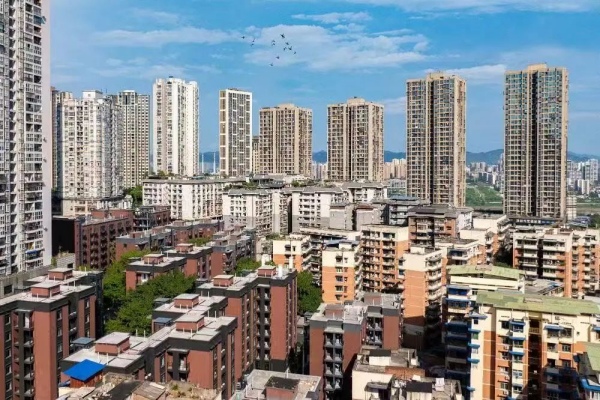 大渡口區(qū)重鋼大學(xué)生宿舍二期改造項(xiàng)目。尹詩語攝