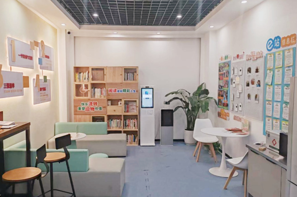 大坪街道“坪蜂e站”。大坪街道供圖