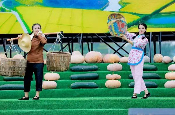 開幕式上的農(nóng)耕文藝表演。活動主辦方供圖