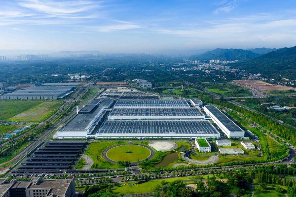 賽力斯超級(jí)工廠（鳳凰）。賽力斯供圖