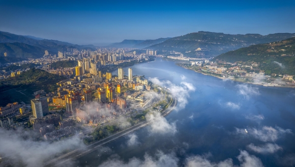 開州高新區(qū)正高質(zhì)量發(fā)展書寫產(chǎn)城融合新篇章。開州區(qū)委宣傳部供圖