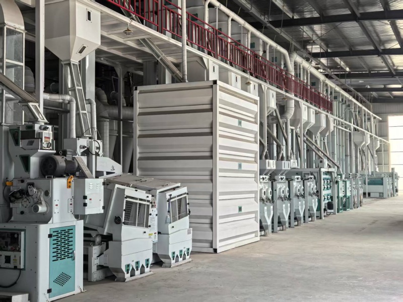 梁平縣瑞豐米業(yè)有限公司生產(chǎn)車間。黃亞輝攝