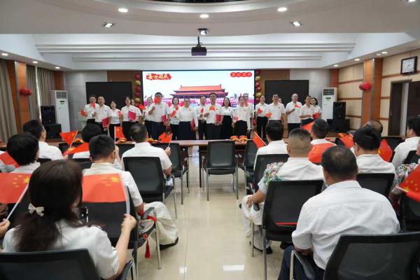 慶?；顒蝇F(xiàn)場。張礴攝