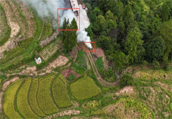 無(wú)人機(jī)精準(zhǔn)識(shí)別火源。紅土鄉(xiāng)供圖