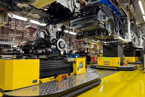 長(zhǎng)安汽車旗下重慶鈴耀總裝車間。長(zhǎng)安汽車供圖